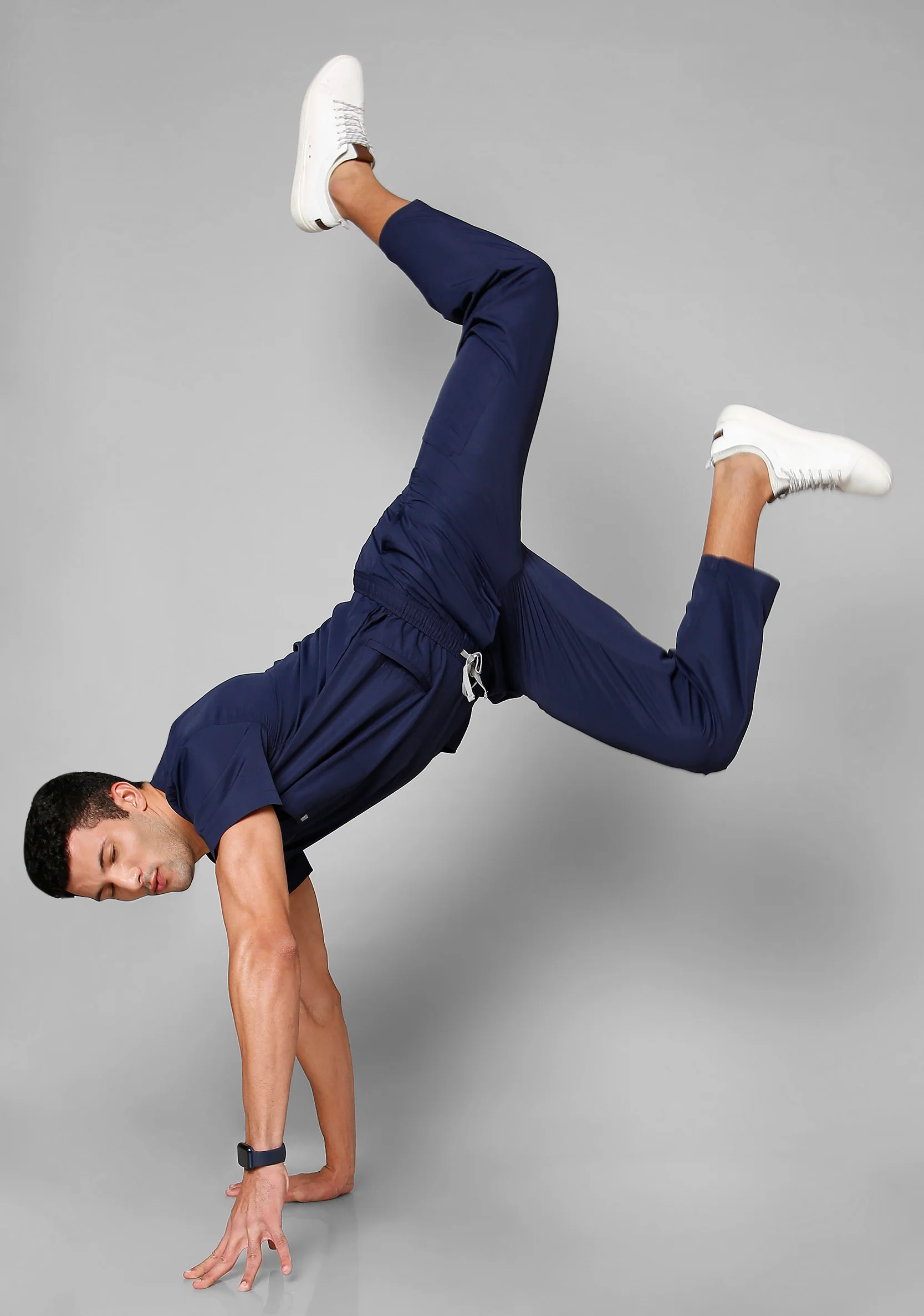 Classic Men's 10 Pocket (Navy) Scrub - Image 6